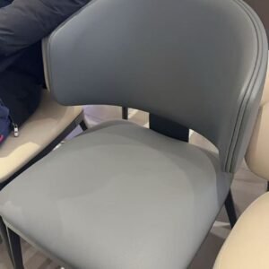 Chaise de salle à manger moderne