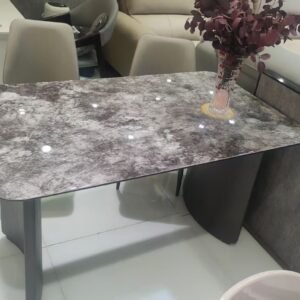 Table à manger C157